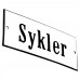 Emaljskylt Sykler vit - svart 12 x 5 cm modell 4